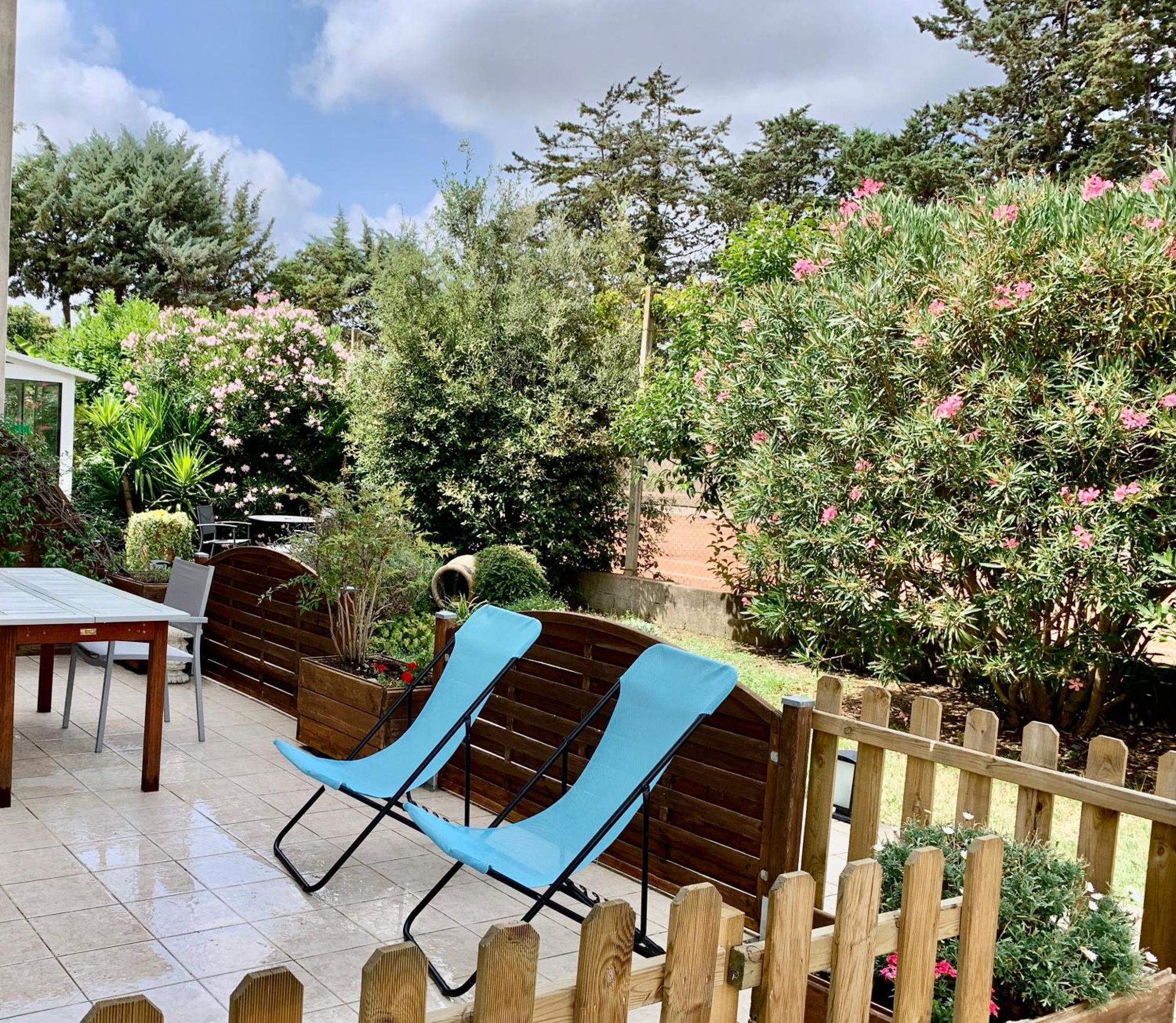 Bed and Breakfast Mas Saint-Ange Lunel  Camera foto