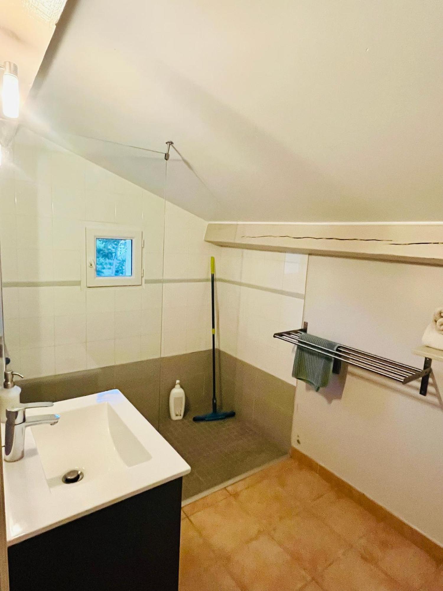 Bed and Breakfast Mas Saint-Ange Lunel  Esterno foto