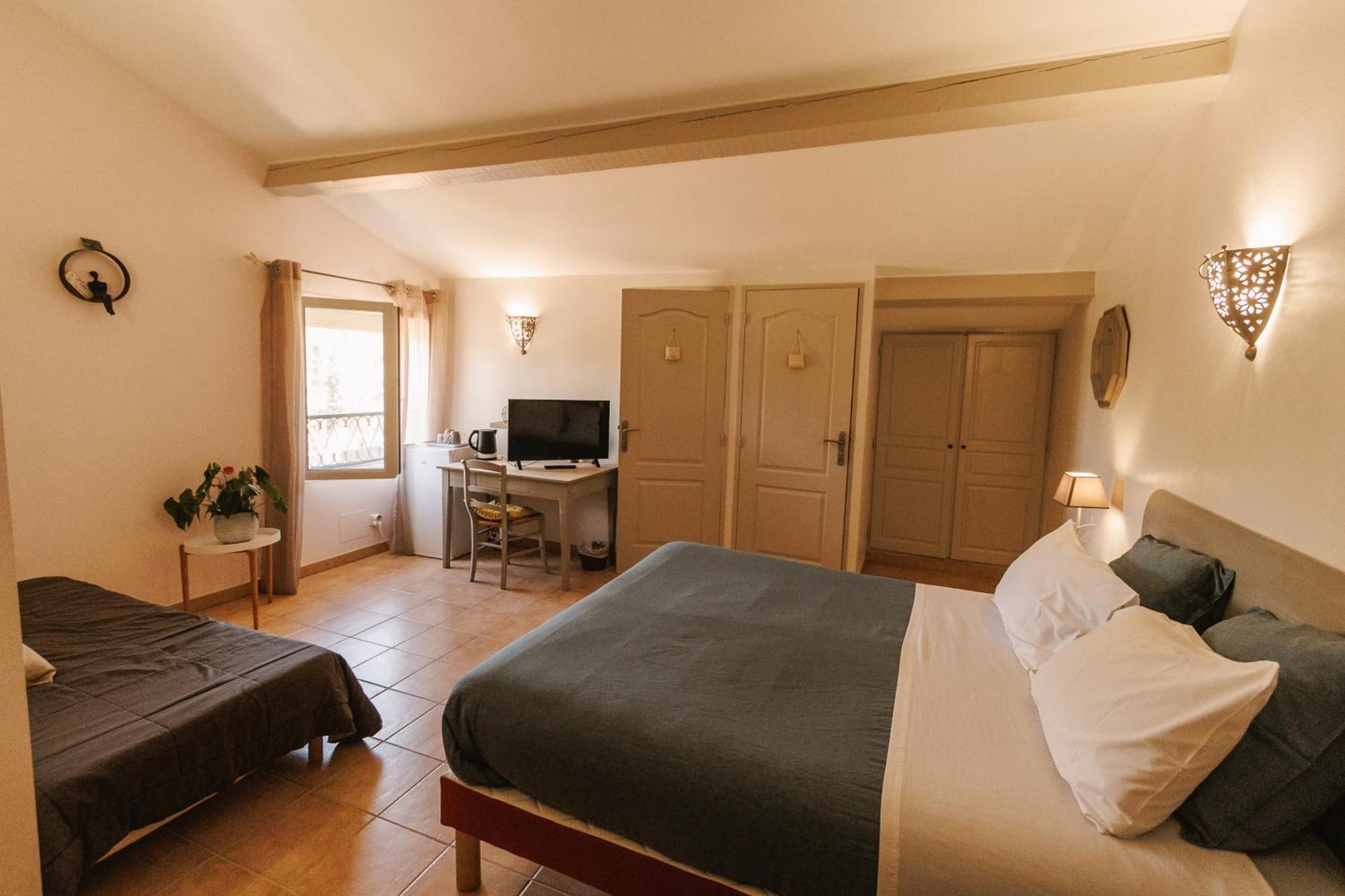 Bed and Breakfast Mas Saint-Ange Lunel  Esterno foto