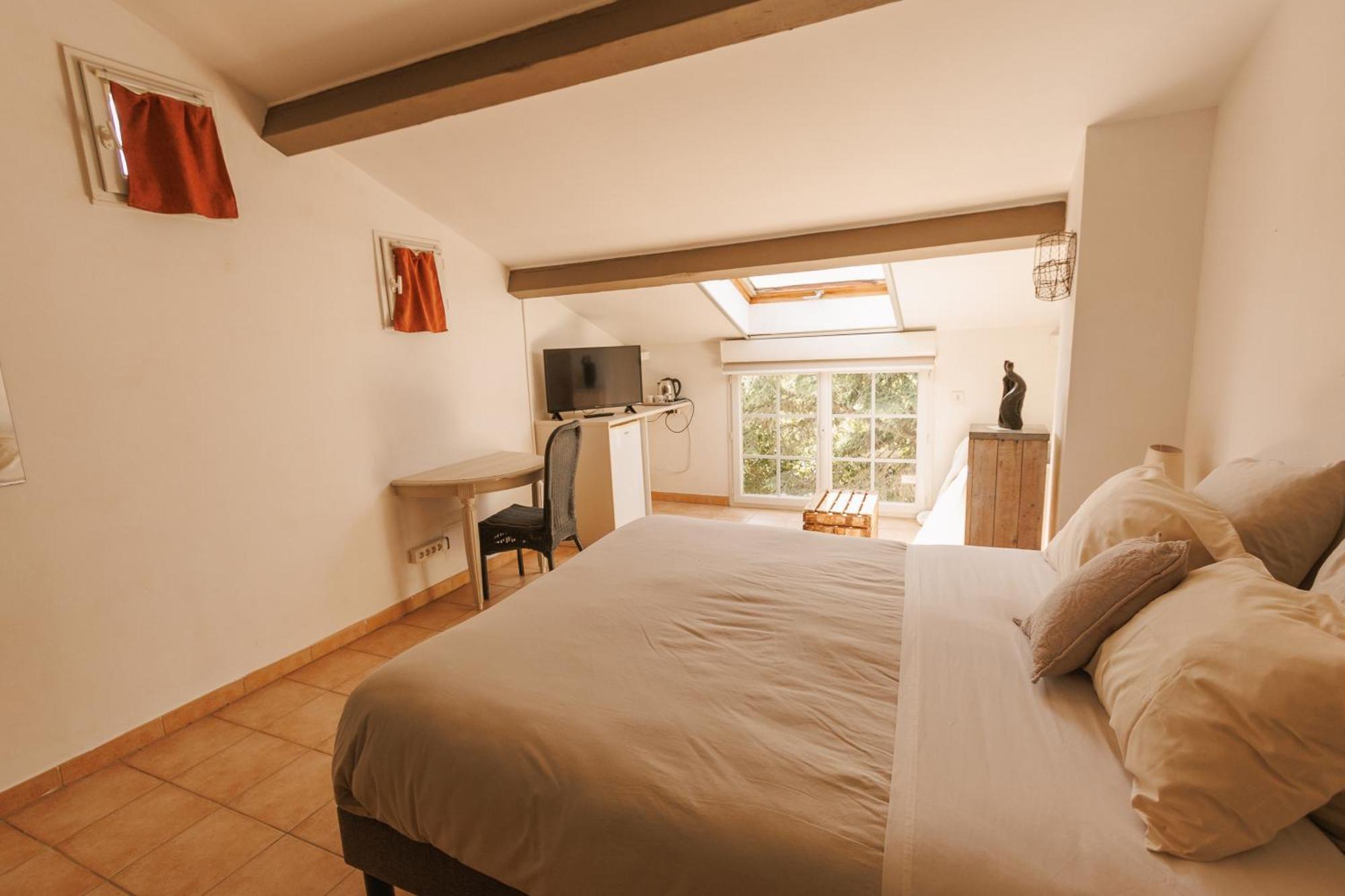 Bed and Breakfast Mas Saint-Ange Lunel  Esterno foto