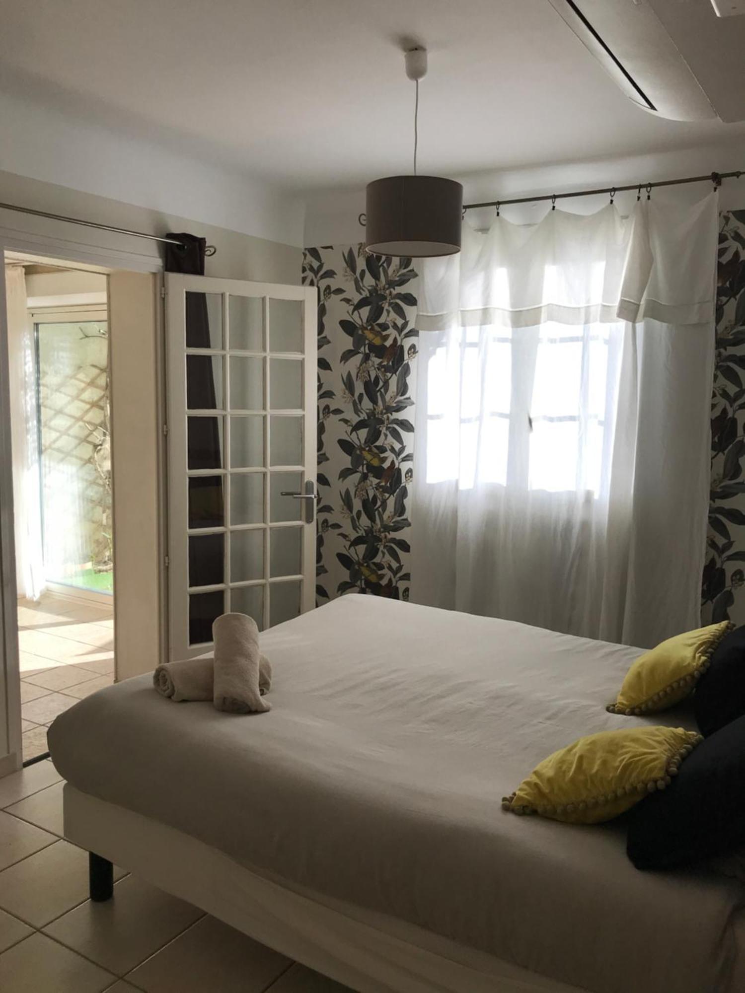 Bed and Breakfast Mas Saint-Ange Lunel  Esterno foto