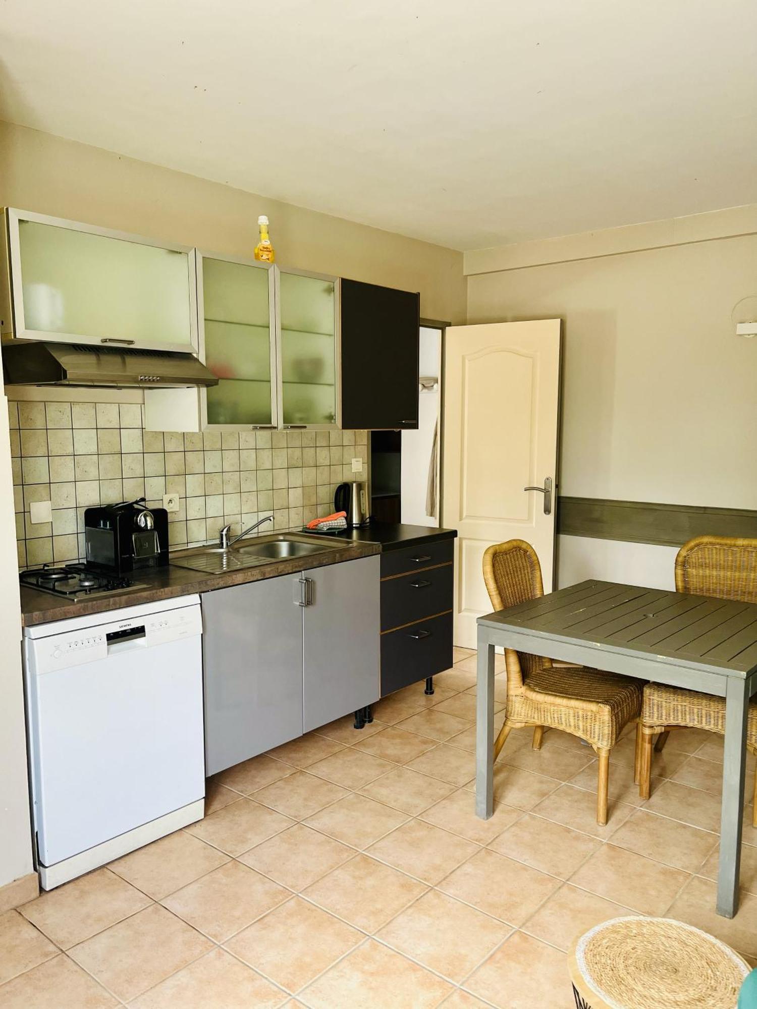 Bed and Breakfast Mas Saint-Ange Lunel  Camera foto