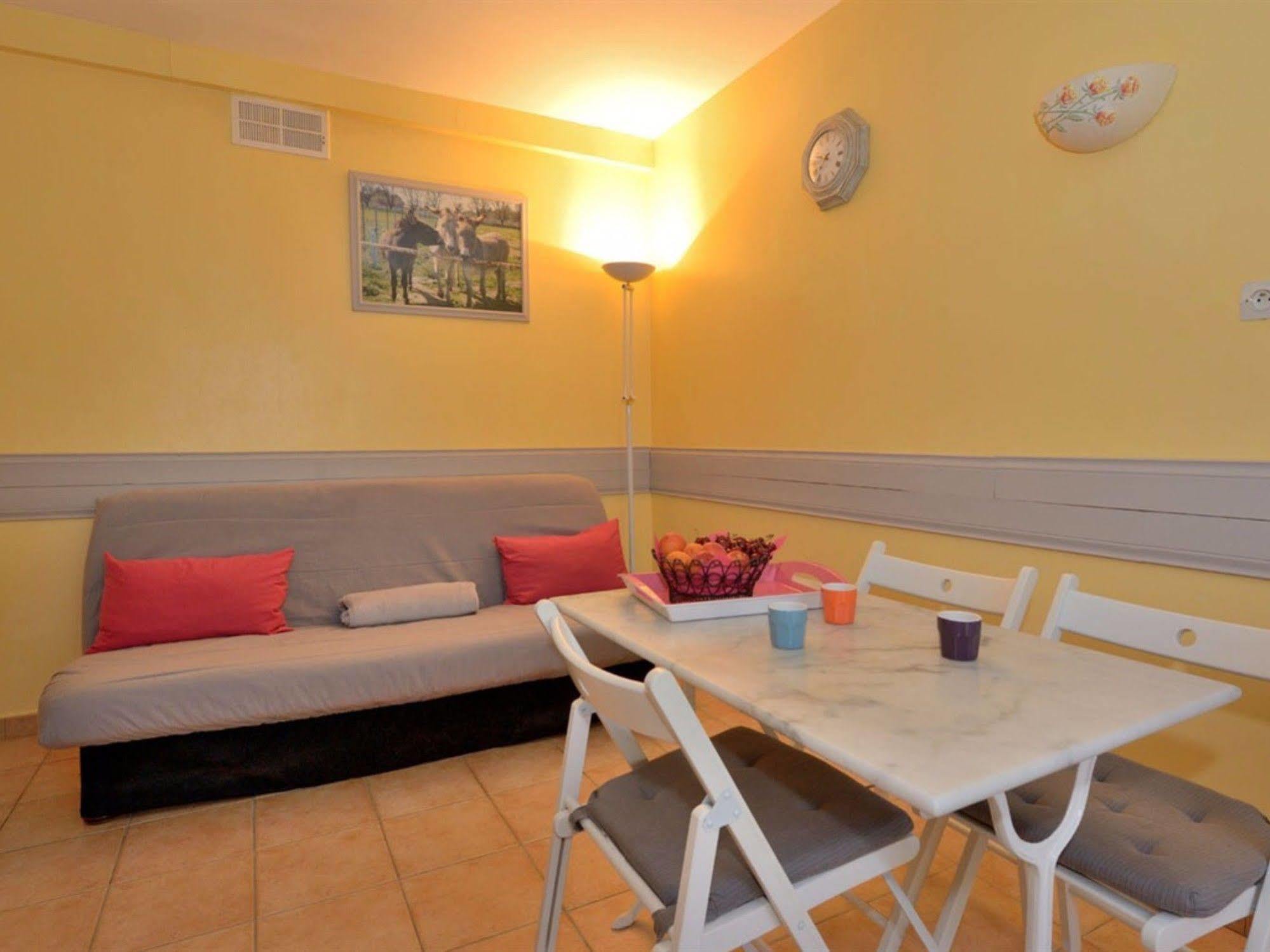 Bed and Breakfast Mas Saint-Ange Lunel  Esterno foto